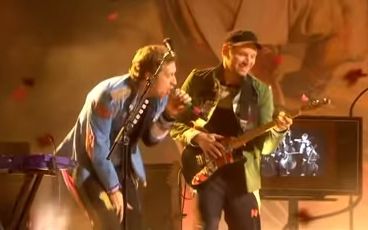 [图]Coldplay - Viva la Vida Live Brit Awards 2009