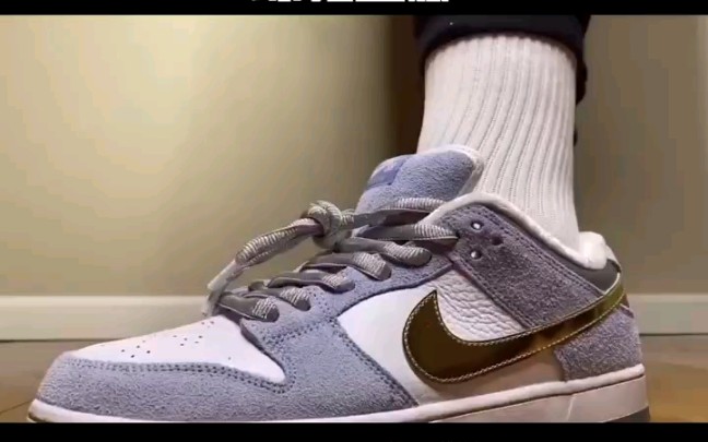 dunk冰雪奇缘 上脚实拍视频 男女同款白搭爱了爱了