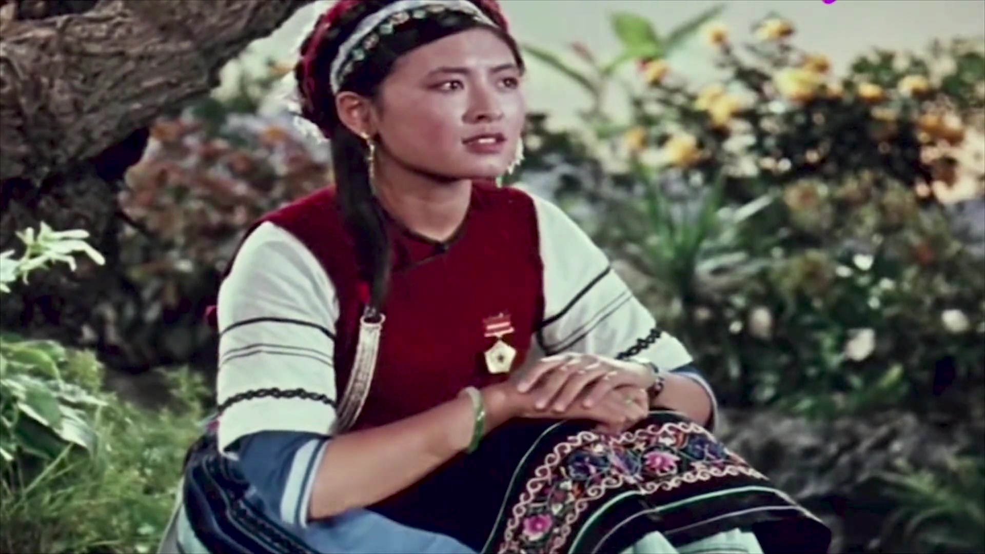 这样的蝴蝶泉边听过吗五朵金花电影经典插曲五朵金花蝴蝶泉边经典