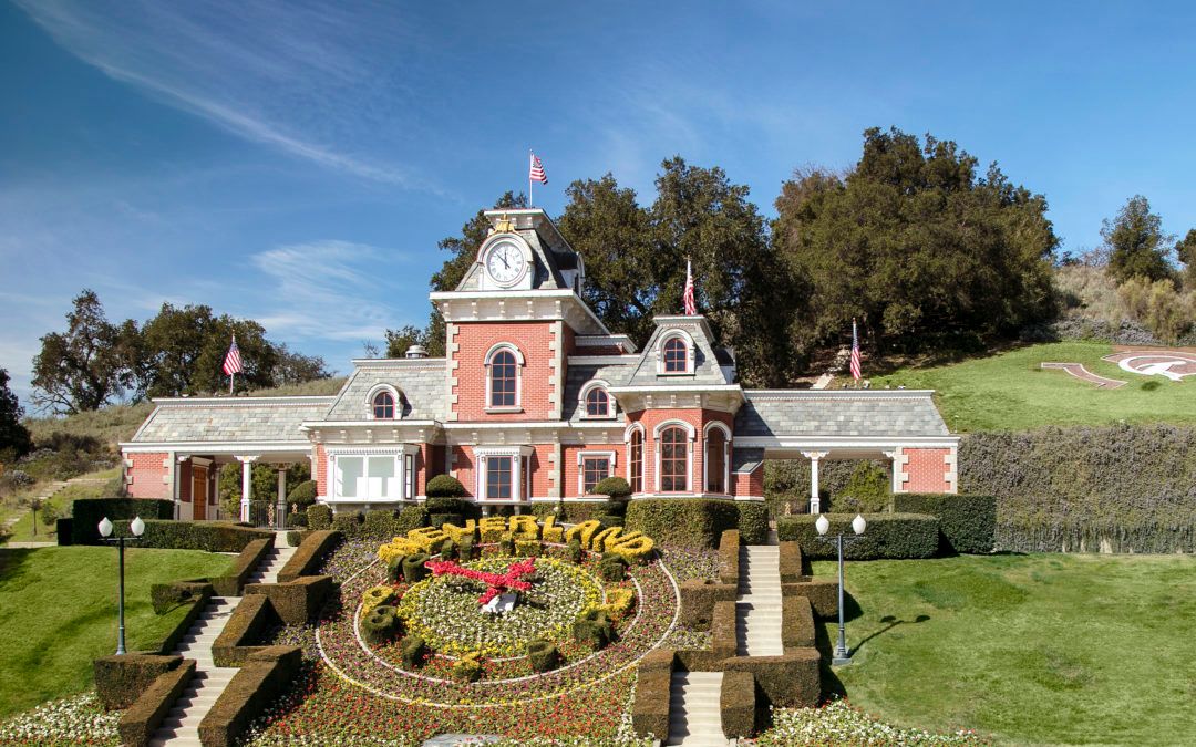 名人名宅迈克尔杰克逊2700英亩的梦幻庄园降价以6700万美元出售