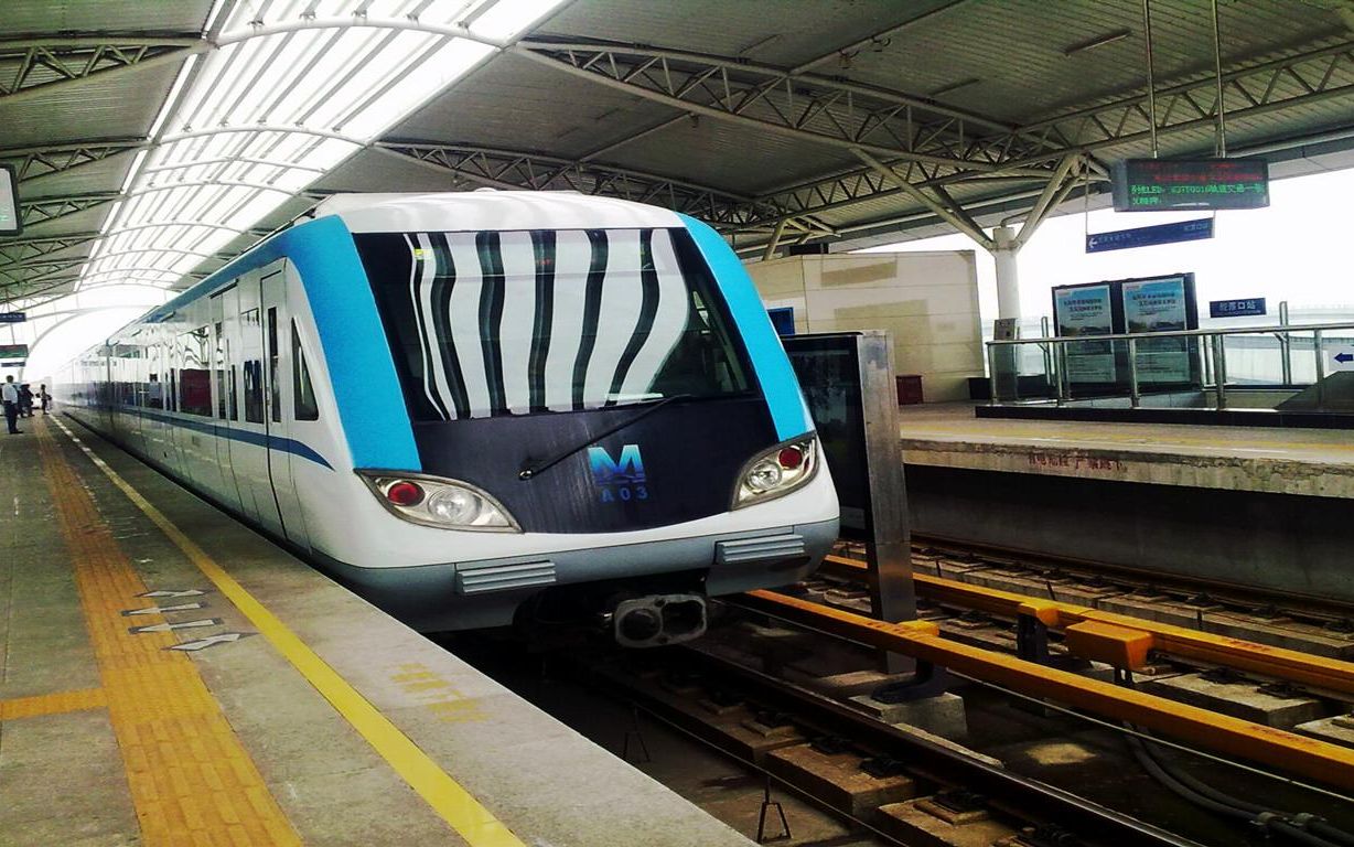 (地铁pov系列)武汉地铁一号线 侧窗展望pov(原版)_哔哩哔哩_bilibili