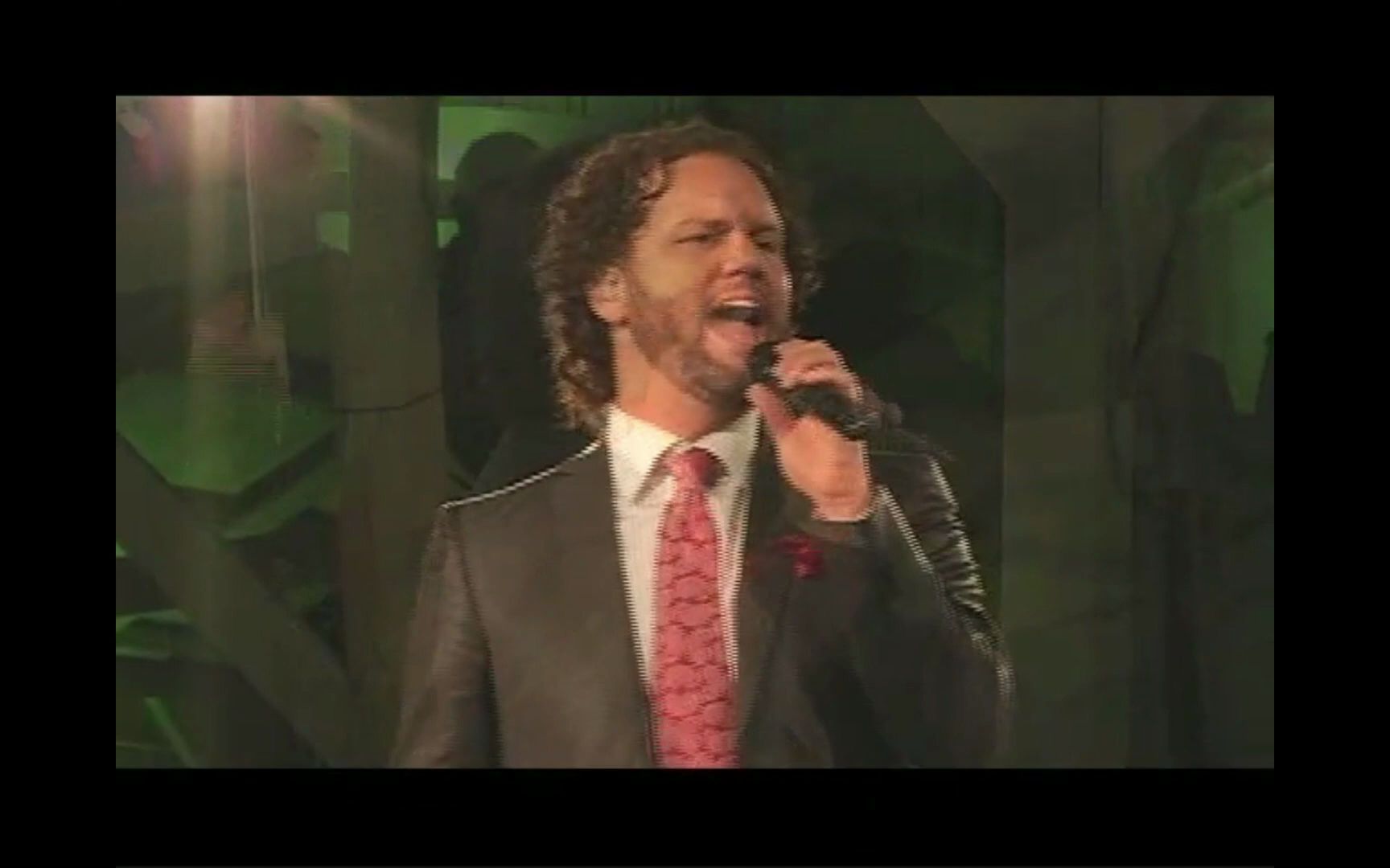 [图]【高音轰炸 14秒A4】David Phelps - One Wintry Night