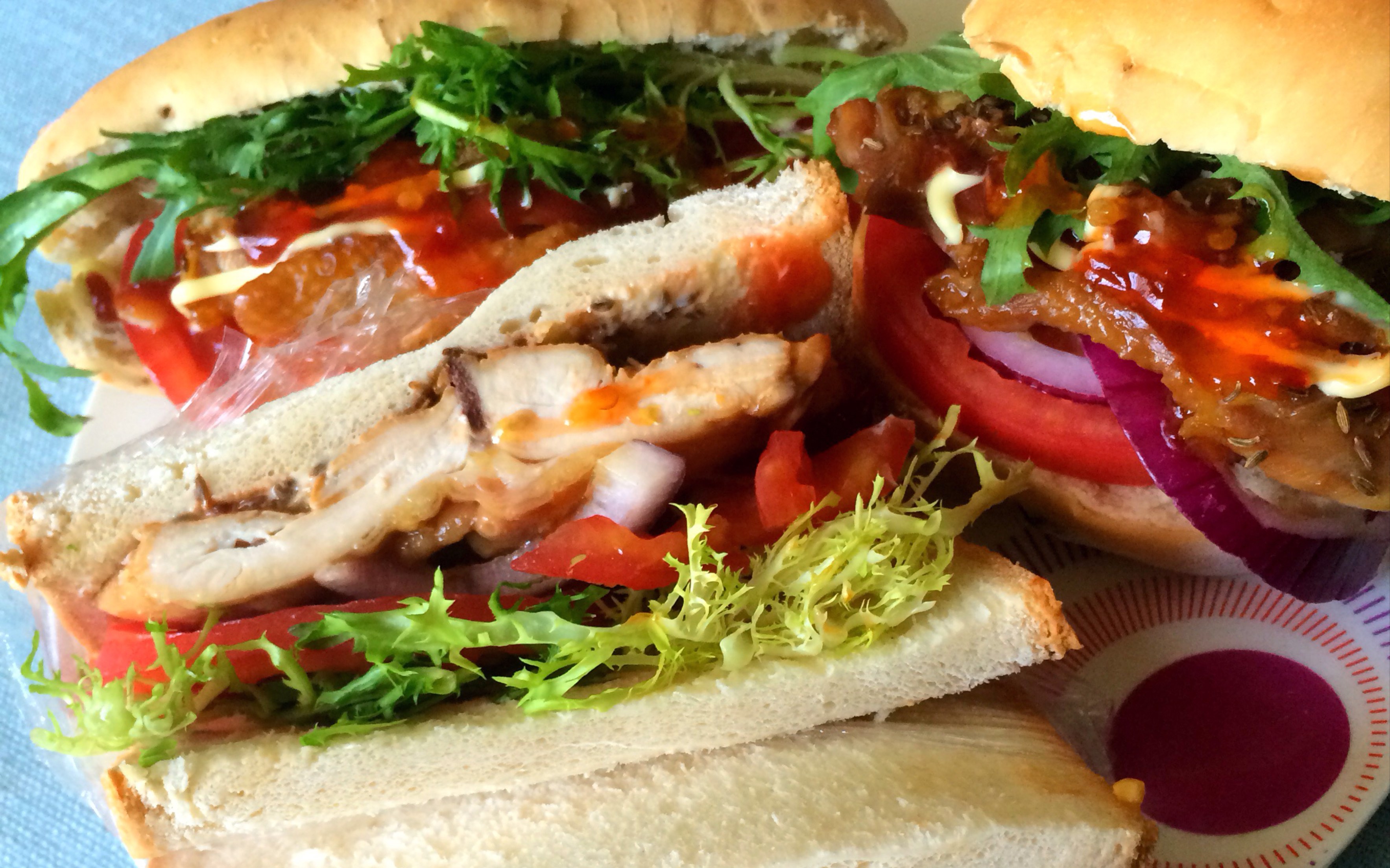 高中毕业生宅家自制鸡胸肉三明治 汉堡