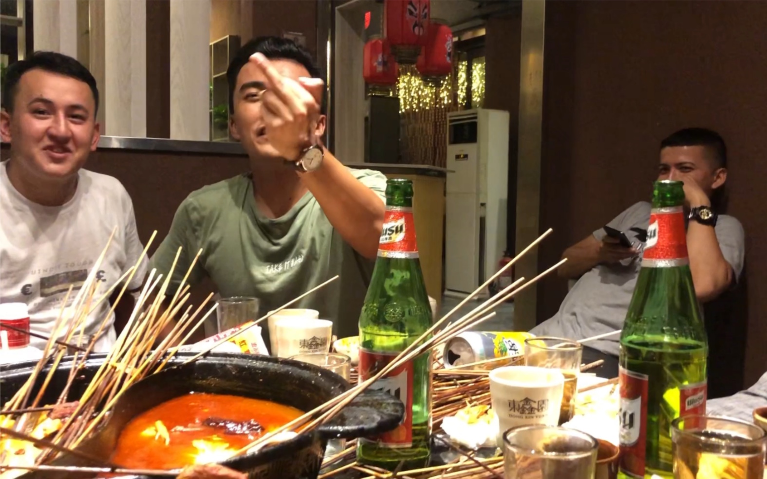 死亡酒局: 快乐七夕 乌苏啤酒