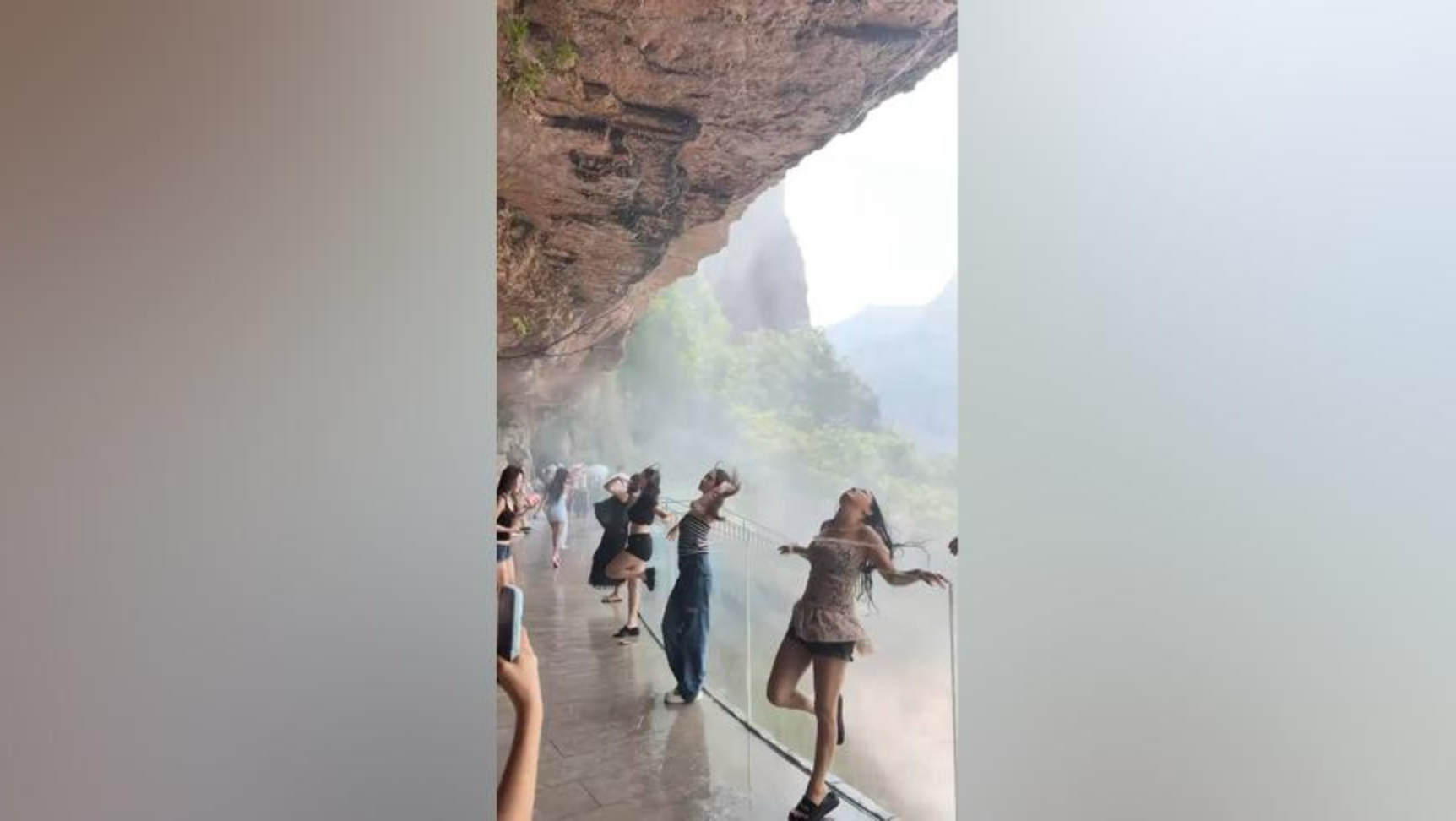去掉滤镜后的十大网红景点，你踩过哪个坑？