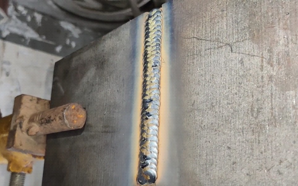 二保焊立板对接鱼鳞纹盖面山东省济宁市焊接学习