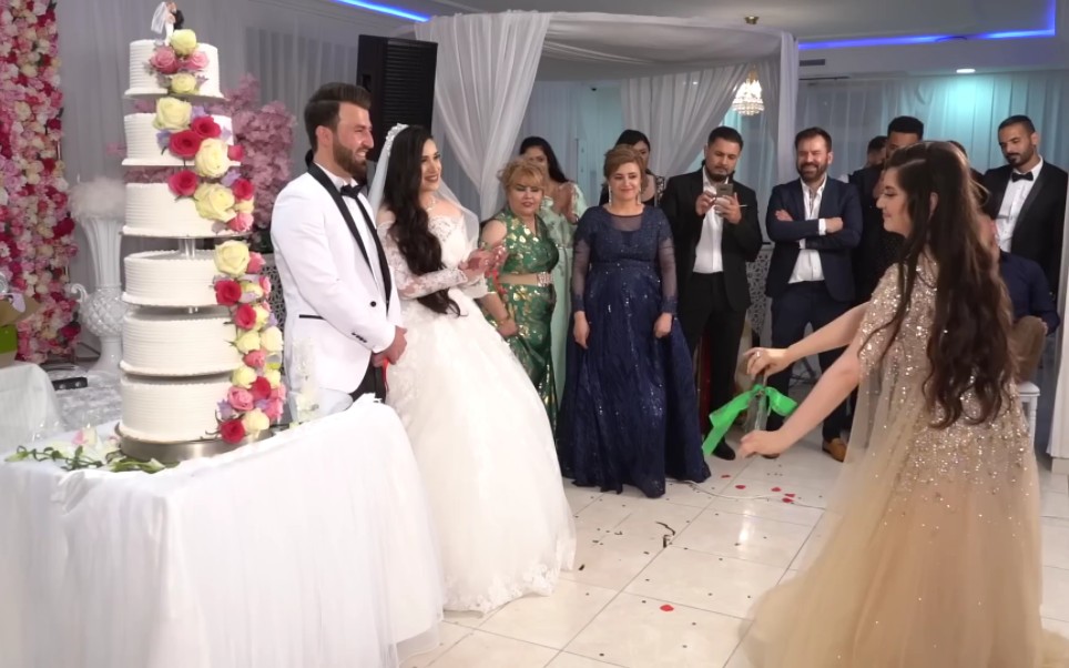 阿富汗婚礼刀舞