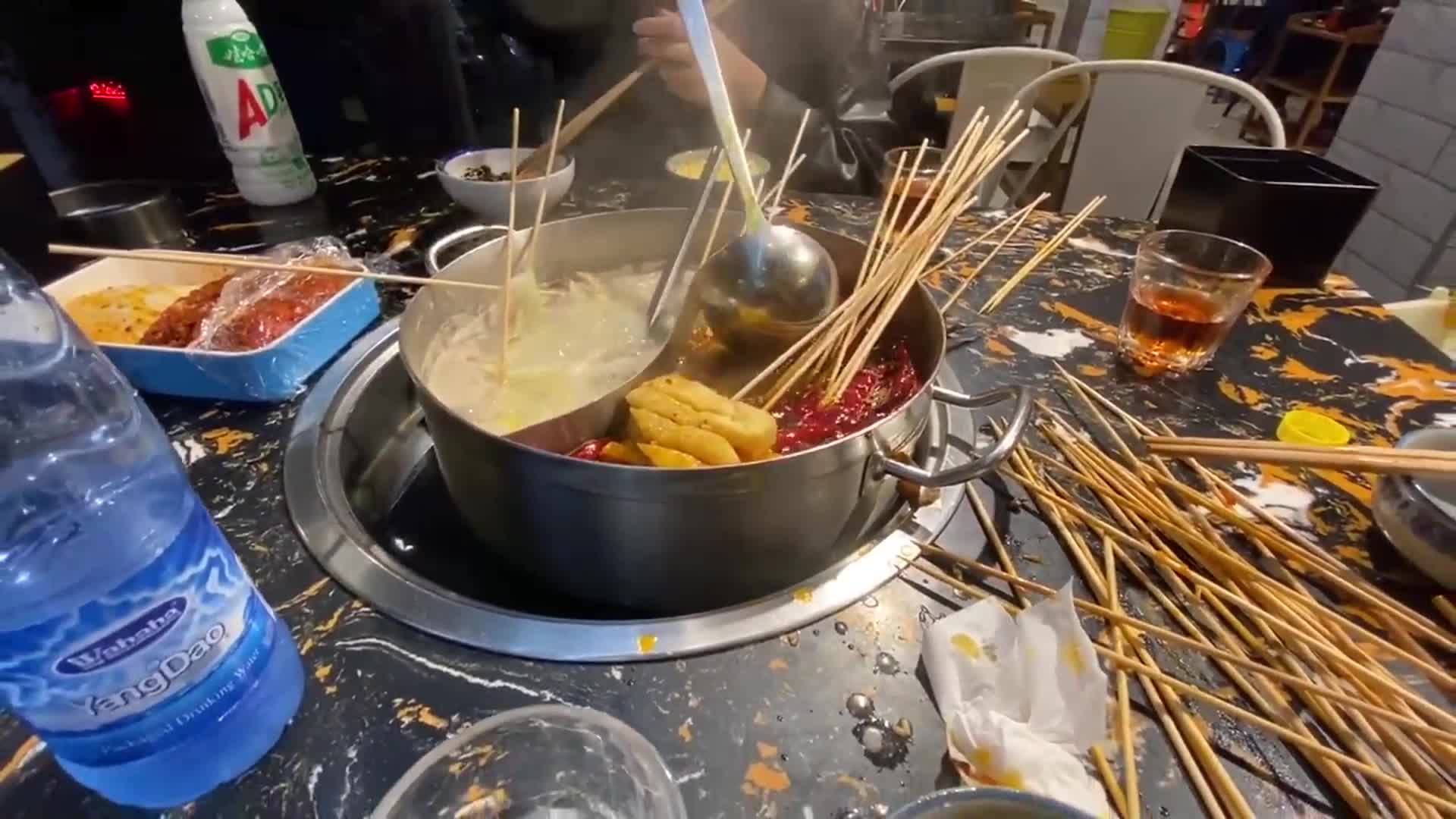 韩国车模 #车模小姐姐 #极品身材 #翘臀美臀 #车展美女