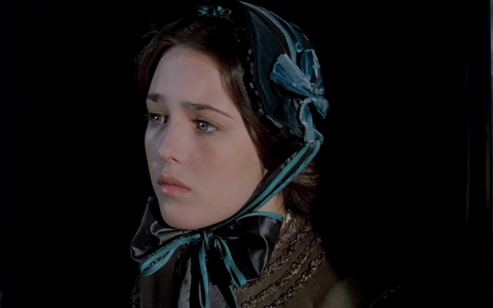 阿佳妮成名之作,19岁演绎一位为爱痴狂最终癫狂的文艺女青年_哔哩哔哩