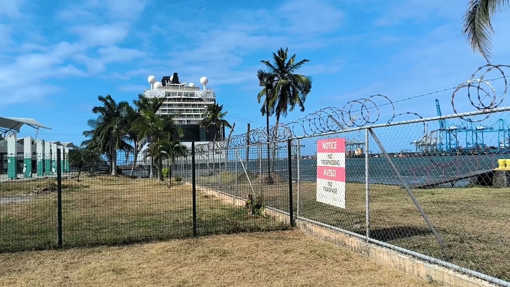 2024年1月29日巴拿马游轮季的科隆游轮码头10