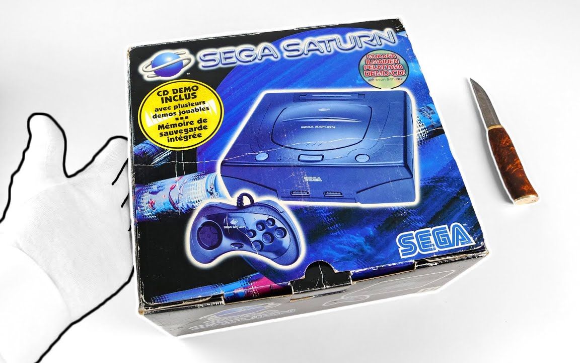 世嘉土星控制台拆箱