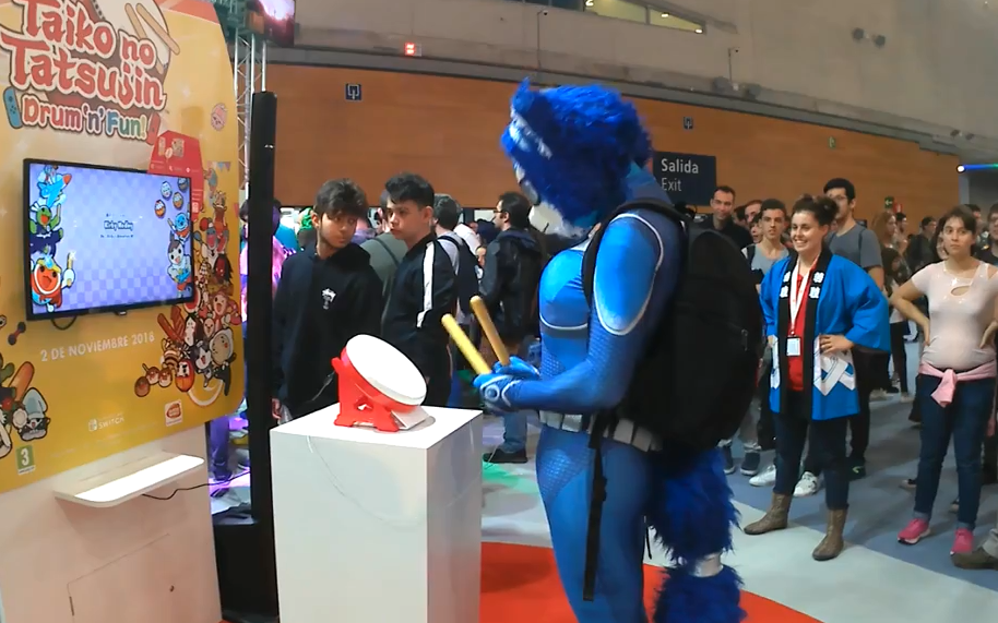 穿着全身kigurumi玩太鼓达人高分的厉害玩家