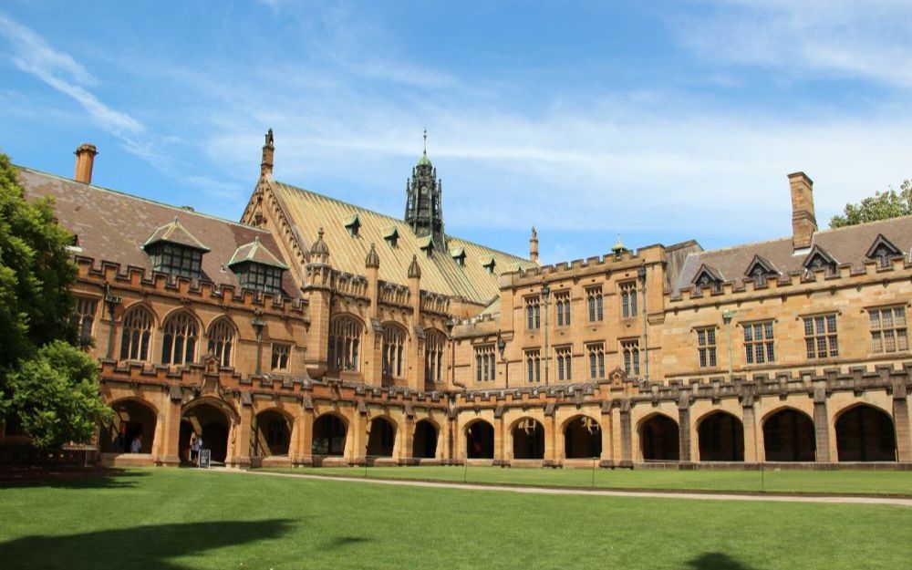 麦吉尔大学