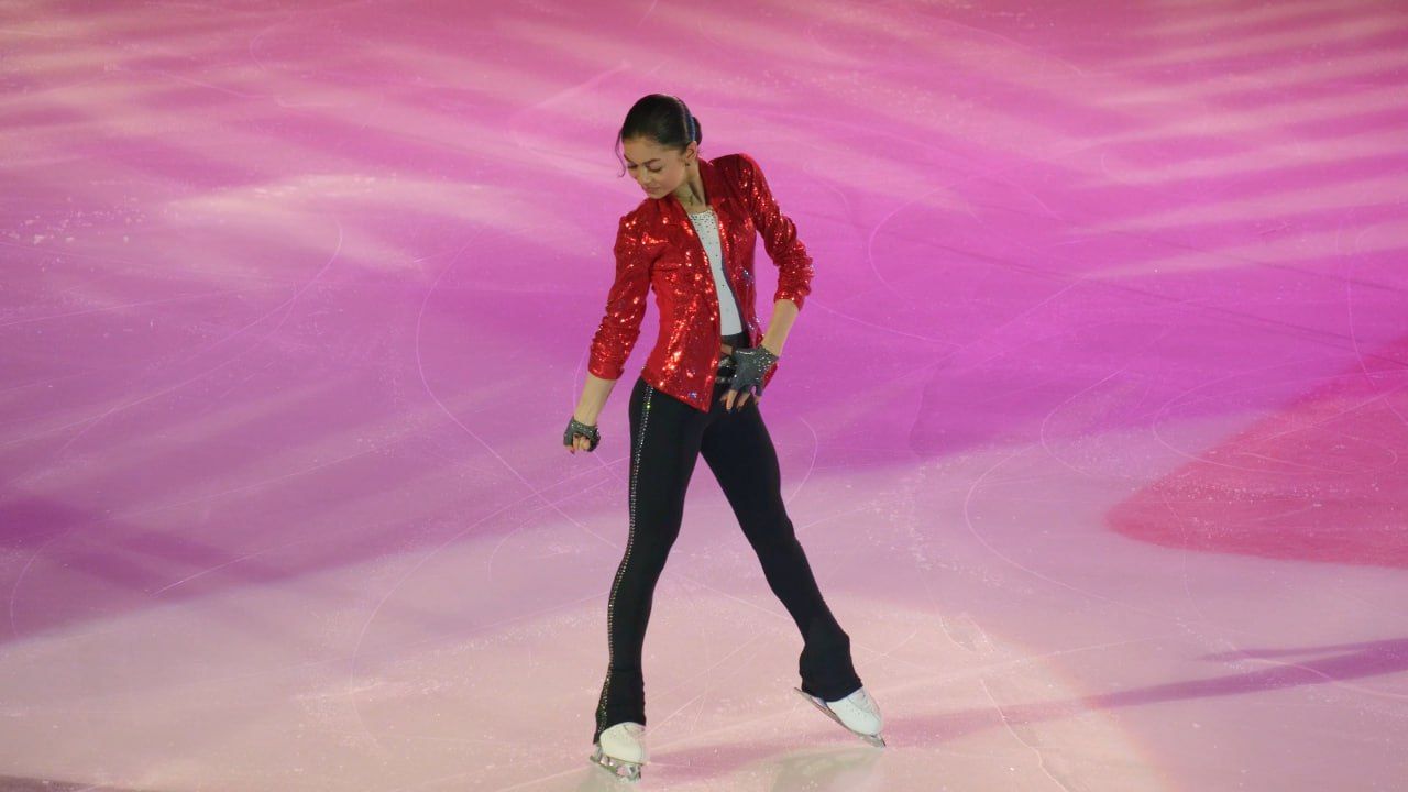 【可怜包】阿德莉亚·彼得罗相 (adelia petrosyan) -迈克尔·杰克逊