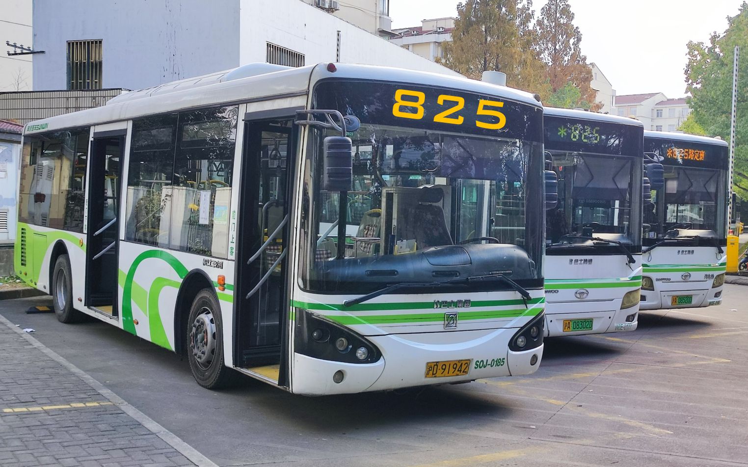 『拟撤销线路含报站』上海公交 825路 愚园路胶州路78广顺路定威路