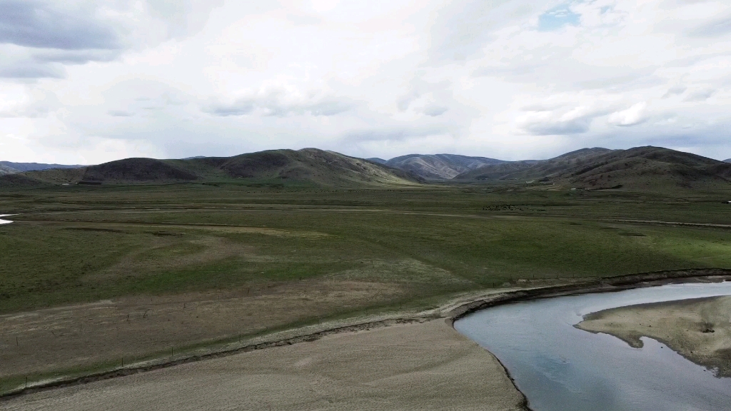 初试dji mini2,红原草原海拔3700,高度120,阵风4-6级