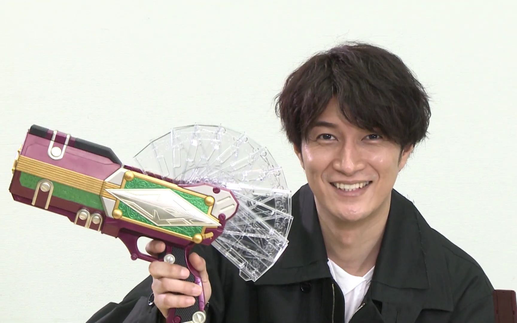 中字假面骑士garrencsm玩具介绍天野浩成