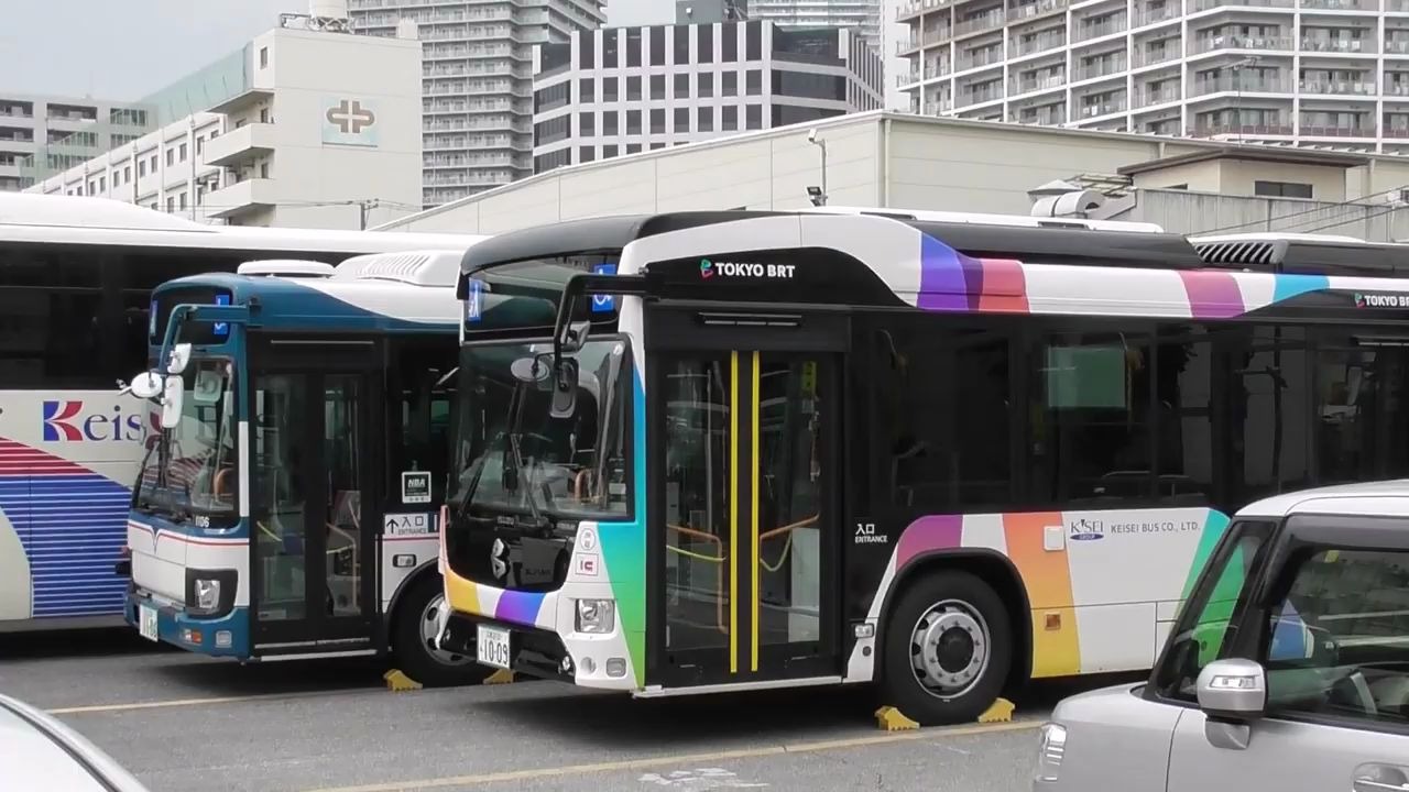 日本brt东京brt最新铰链巴士18米实拍