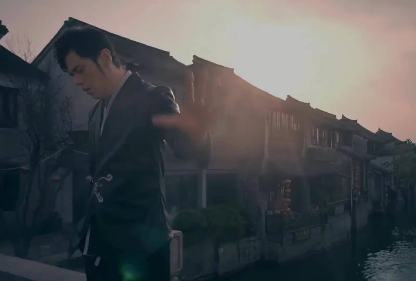 周杰伦听完红颜如霜回来听天涯过客