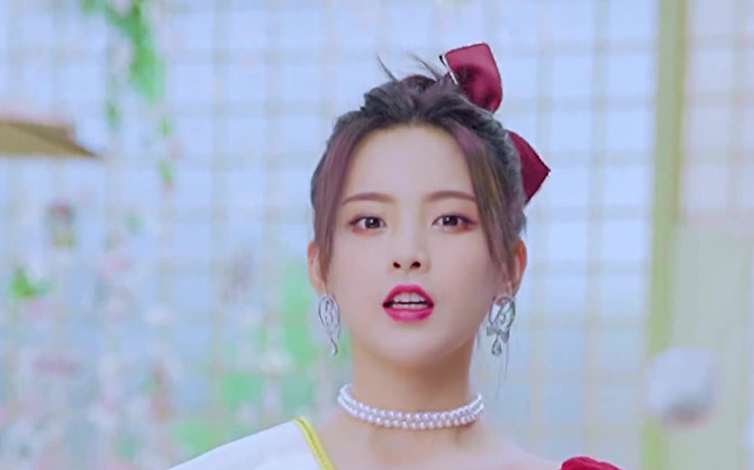 新晋牙齿美白大使杨超越前来报到~【beauty小姐 第3季】