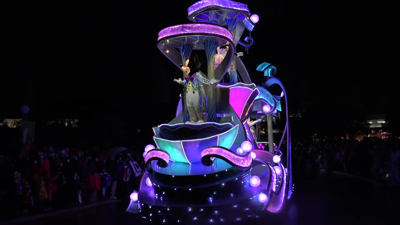 [图]2021年【东京迪士尼乐园】黄昏光芒 夜间巡游 Nightfall Glow Tokyo Disneyland Rainyday parade2021年