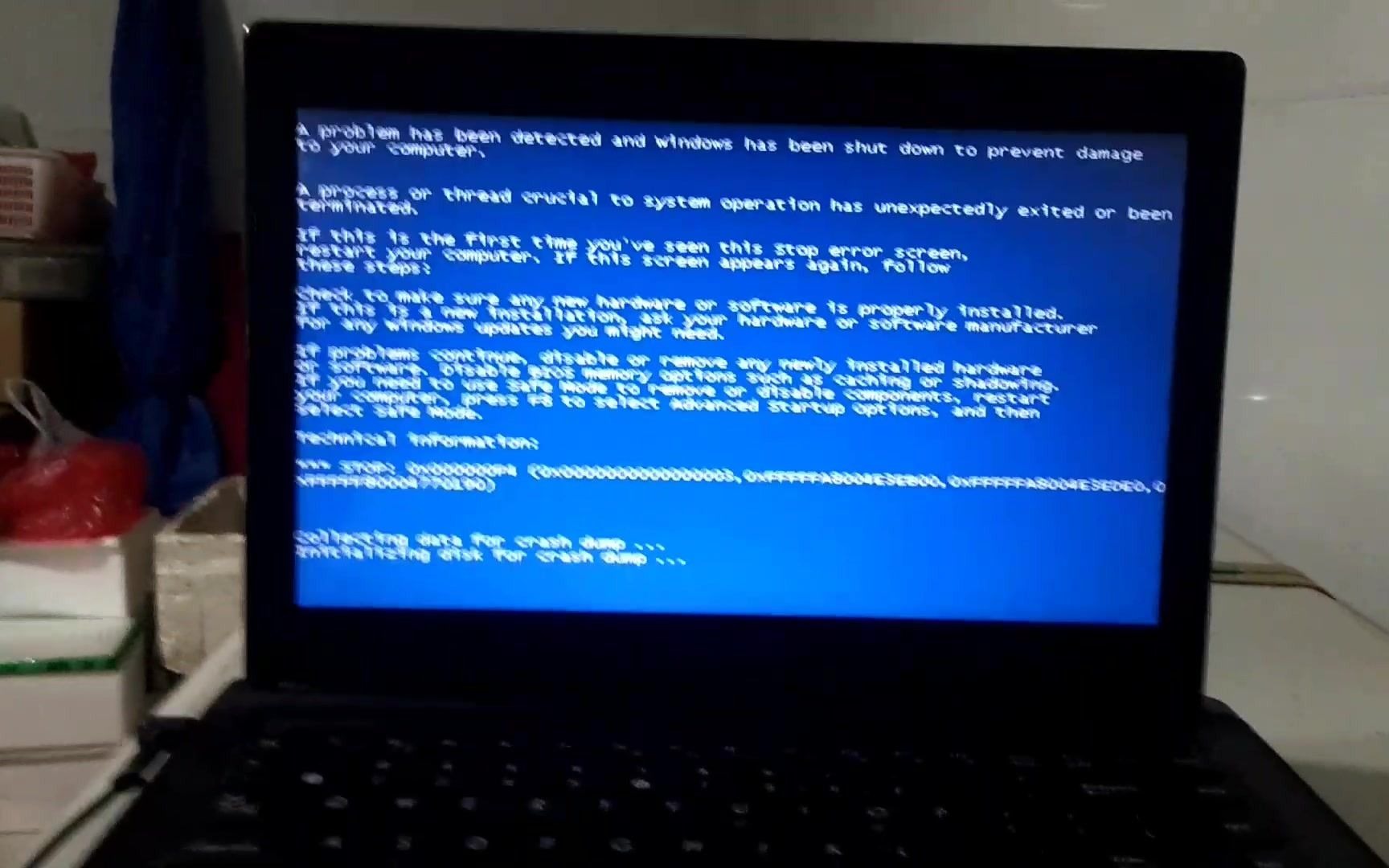 吔屎啦梁非凡蓝屏死机