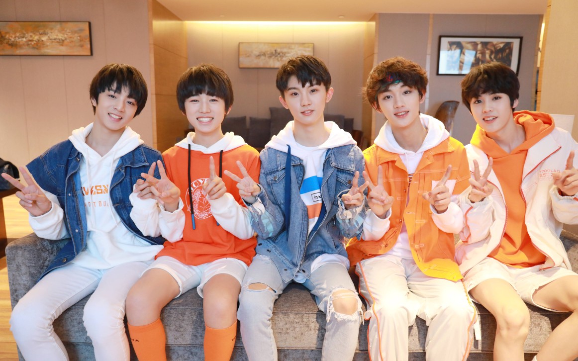 1212台风少年团舞台表演 cut《我怎么这么好吃》 《weak up》_哔哩