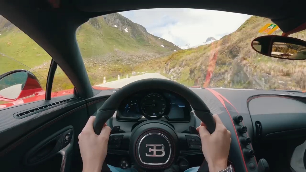 [图]Bugatti Chiron Sport | POV Mountain Drive With Ultimate Turbo Sounds!