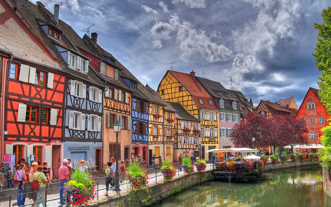 法国和德国混血的小镇日本动漫原型处处透露着浪漫