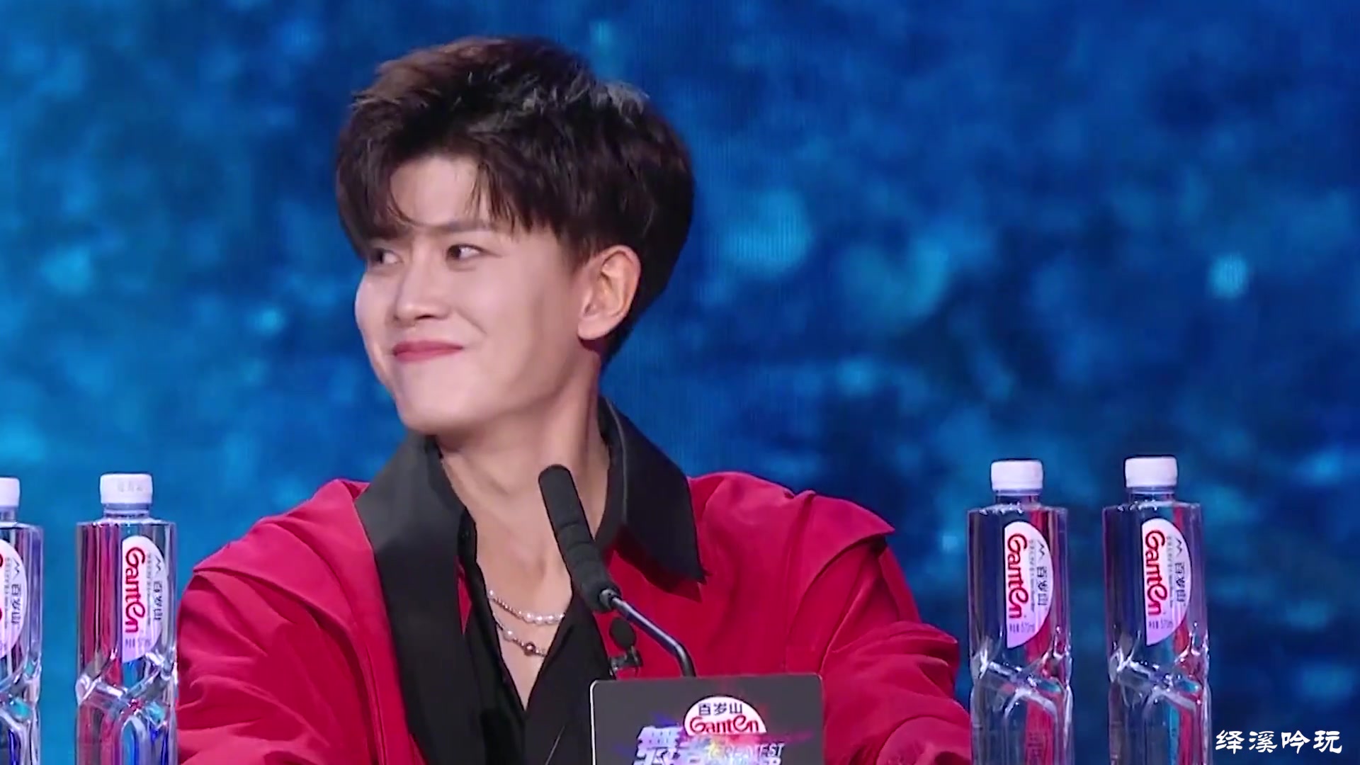 任嘉伦你笑起来真好看踩点微笑混剪