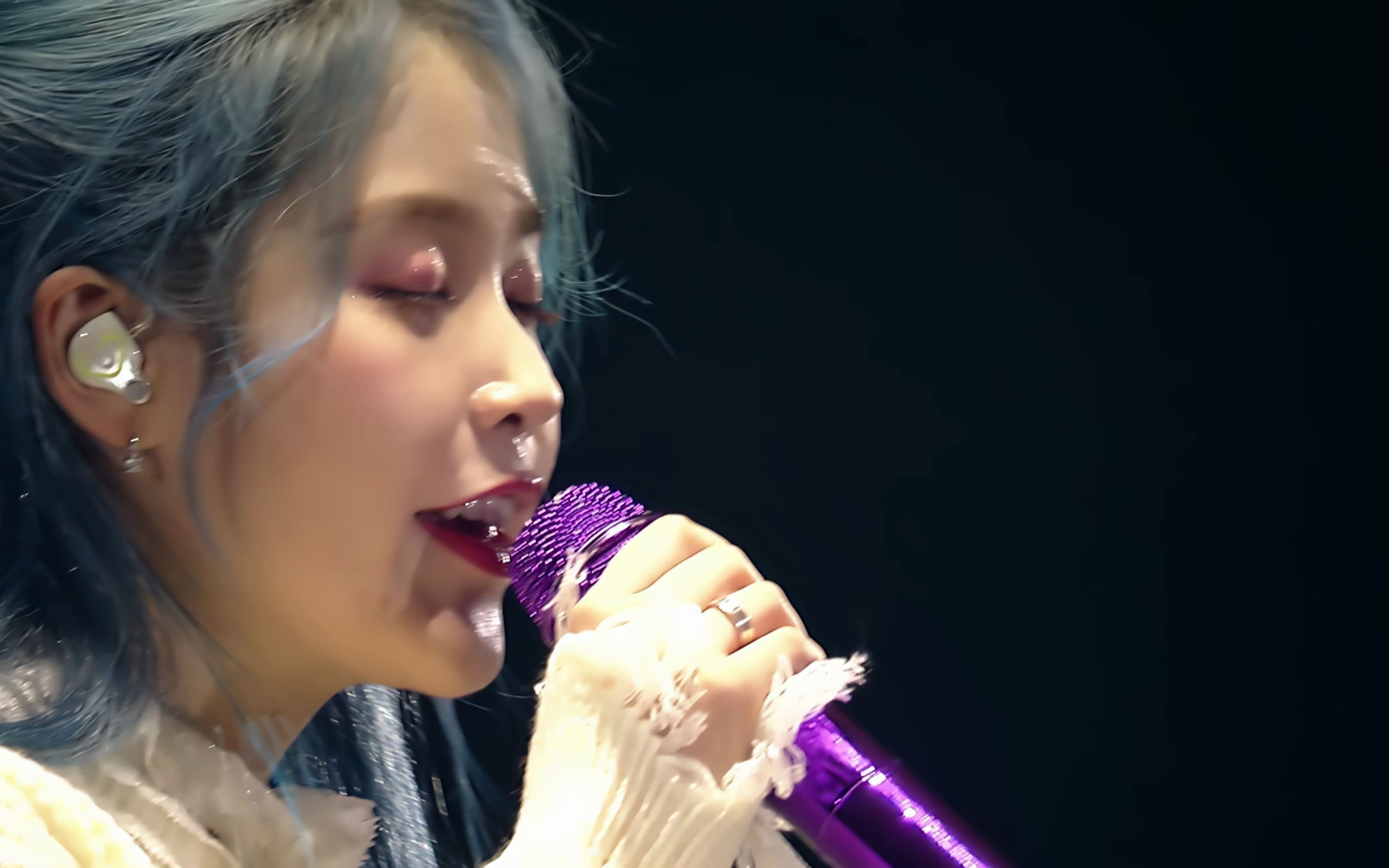 [图]IU 2019首尔演唱会《Through The Night》4K 30P高清修复