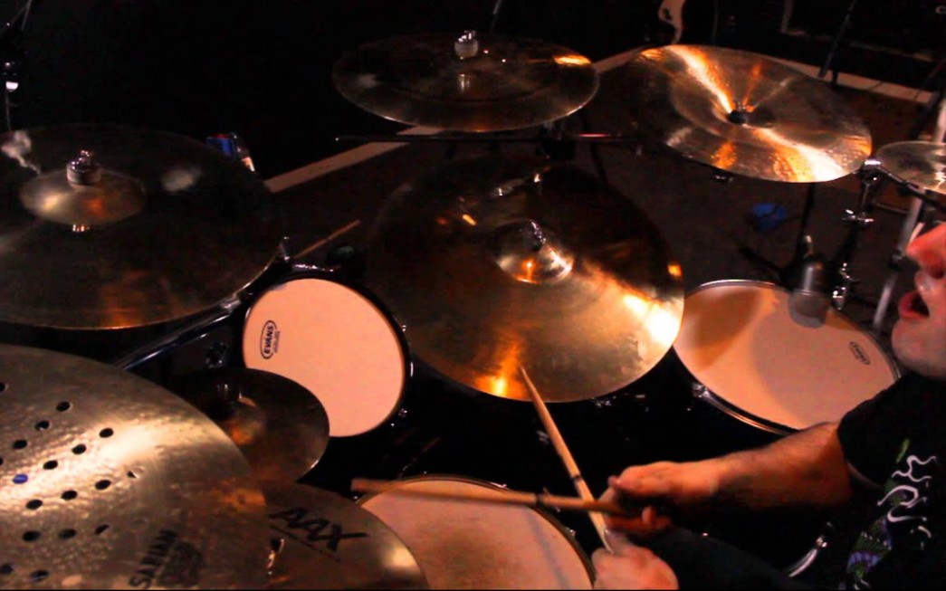 [图]【出场音乐翻奏】Kin | Motorhead | King of Kings | Drum Cover (Studio Quality)