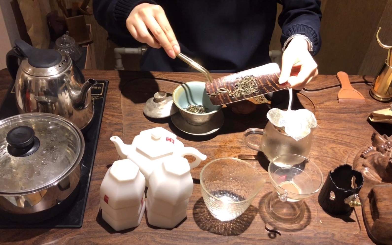 大连vlog5月的日常做韭菜盒子和朋友喝茶