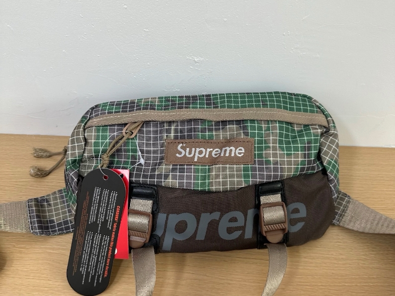 supreme 单肩包斜挎包翻盖邮差包 sup字母织带字母腰包 多功能机能