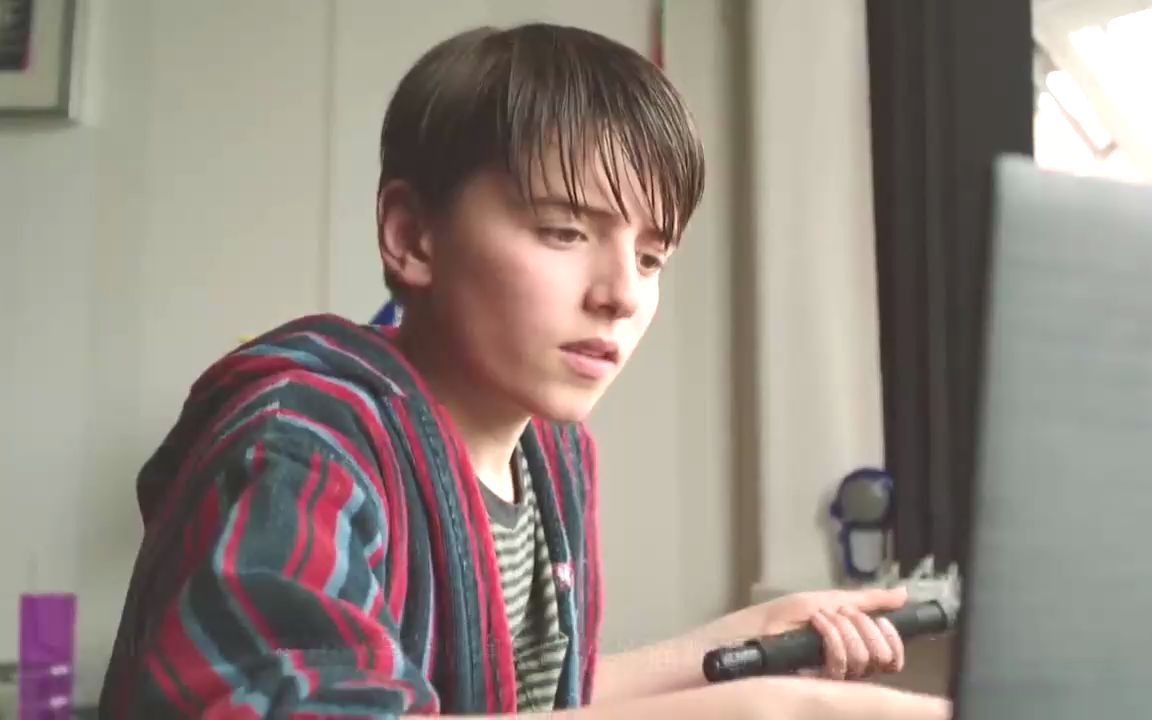 老奶奶被猫妖附身,每天吃上百个猫罐头,《猎奇怪谈猫食寄生者》