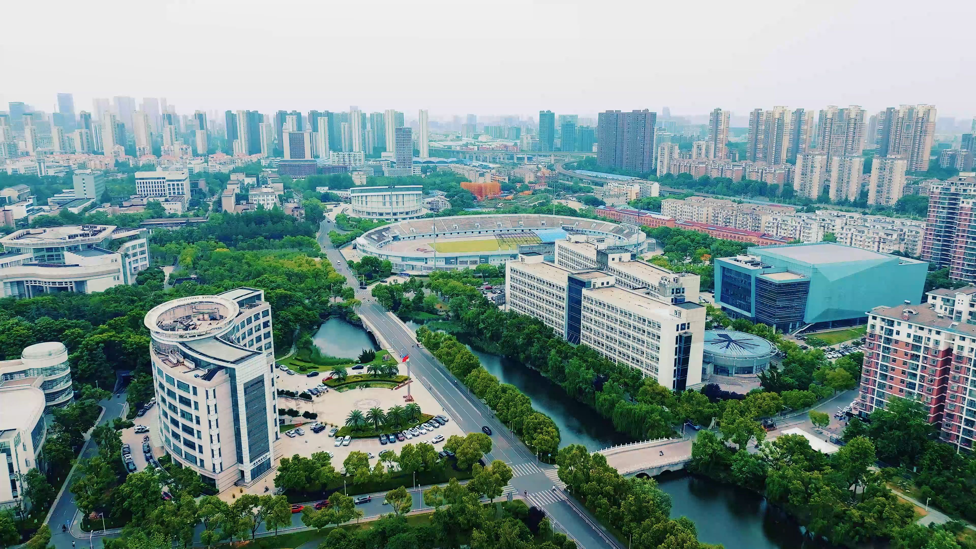中南财经大学在哪个区(中南财经大学在哪个省,是211吗?)