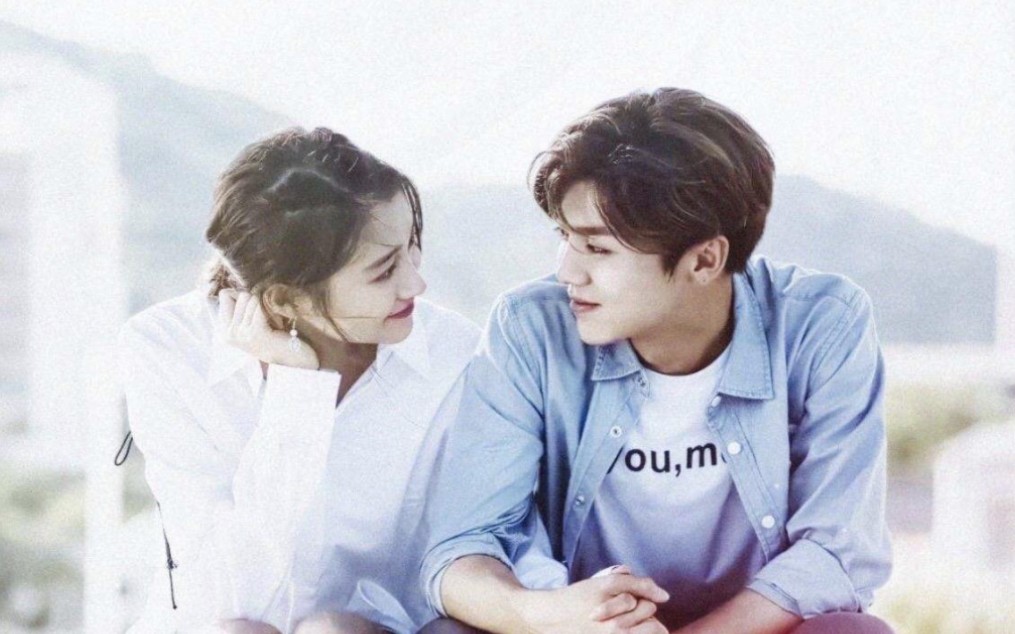 鹿晗辟谣和关晓彤领证,希望平台撤销热搜