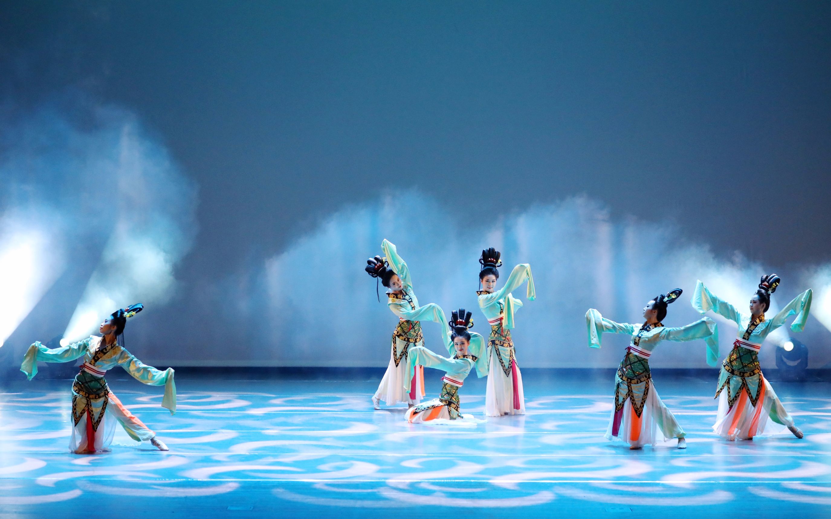 【汉潮】【又月汉舞团】汉唐古典舞踏歌 上海国际舞蹈中心大剧场 舞蹈