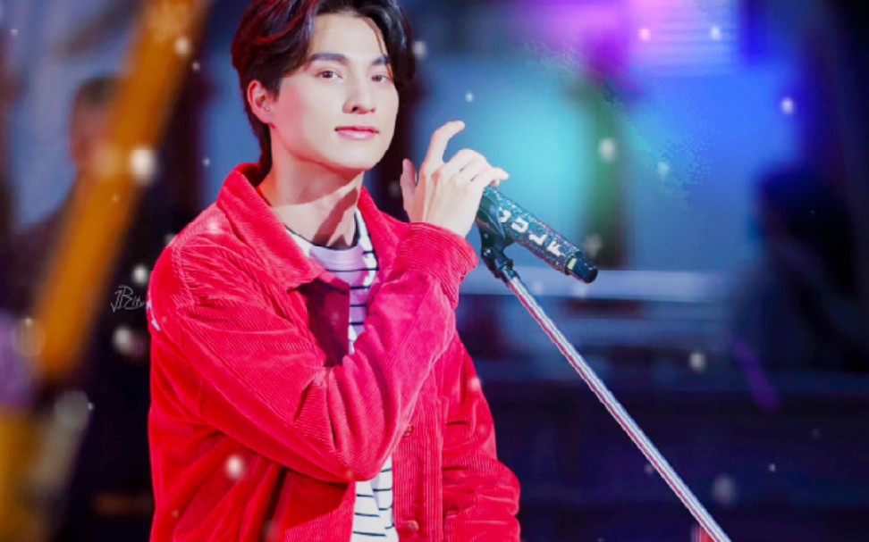 [mewgulf] 糕宝雀巢活动照美美的!今晚有prada的男装秀哦!