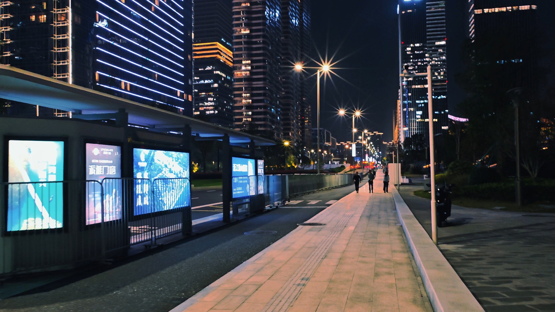 杭州钱江世纪城夜晚灯光街景