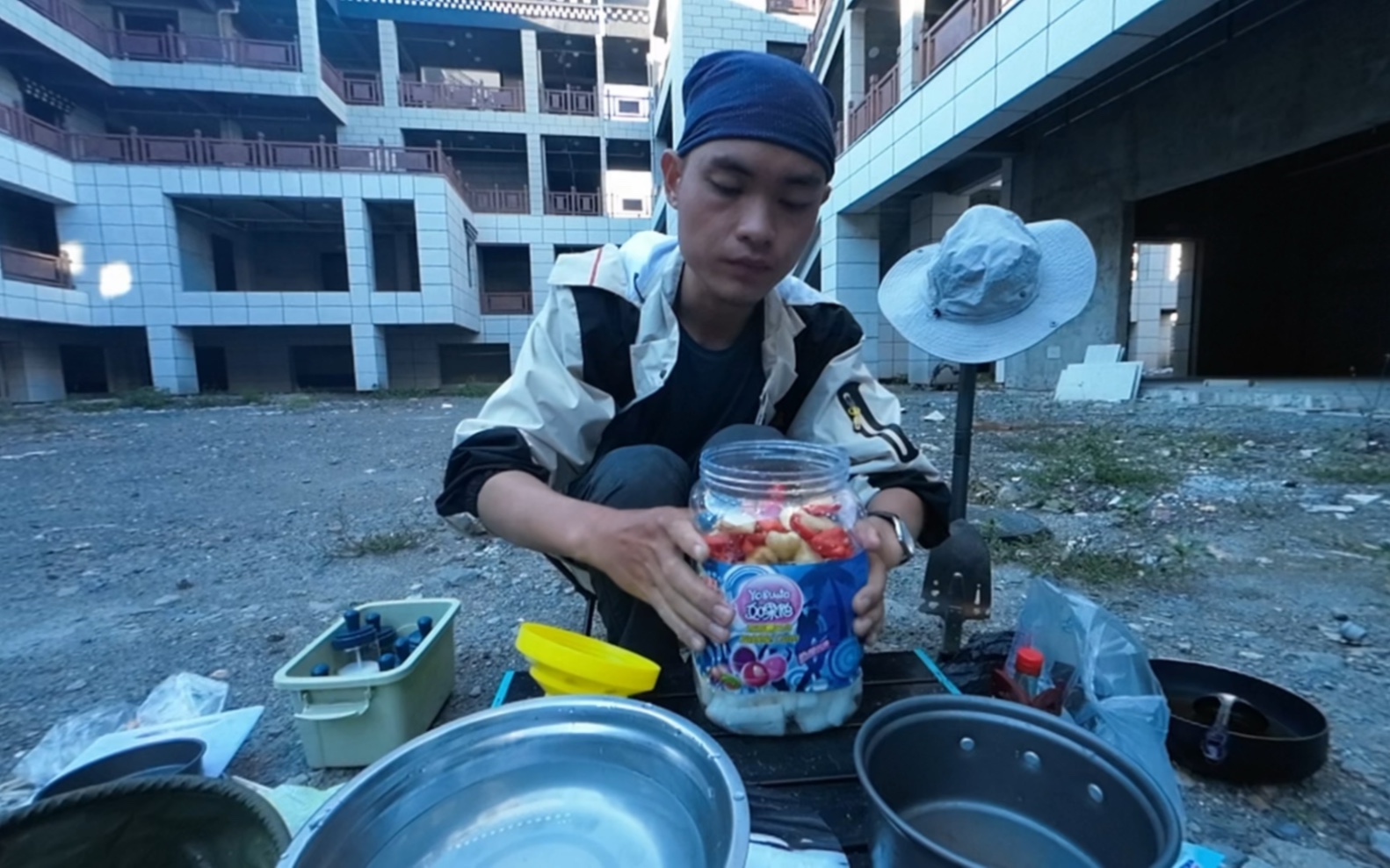 休整的时间,也不忘做下饭菜【酸甜辣萝卜】超级下饭.哔哩哔哩bilibili