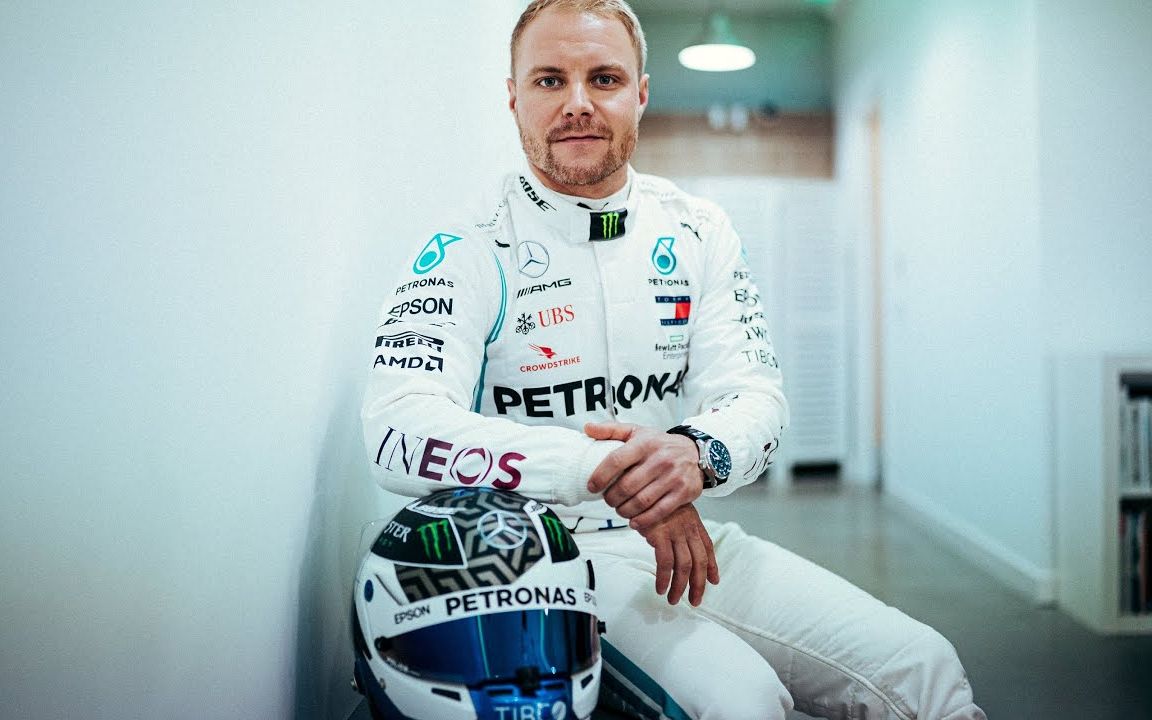 开箱!bottas 博塔斯 2020 赛季新头盔