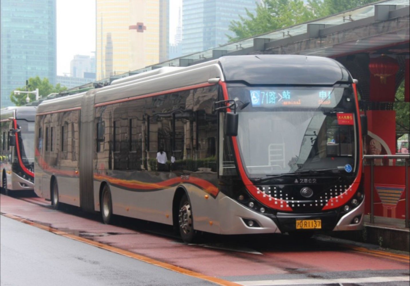 【pov】上海公交 71 延安东路外滩(中运量)---申昆路枢纽站