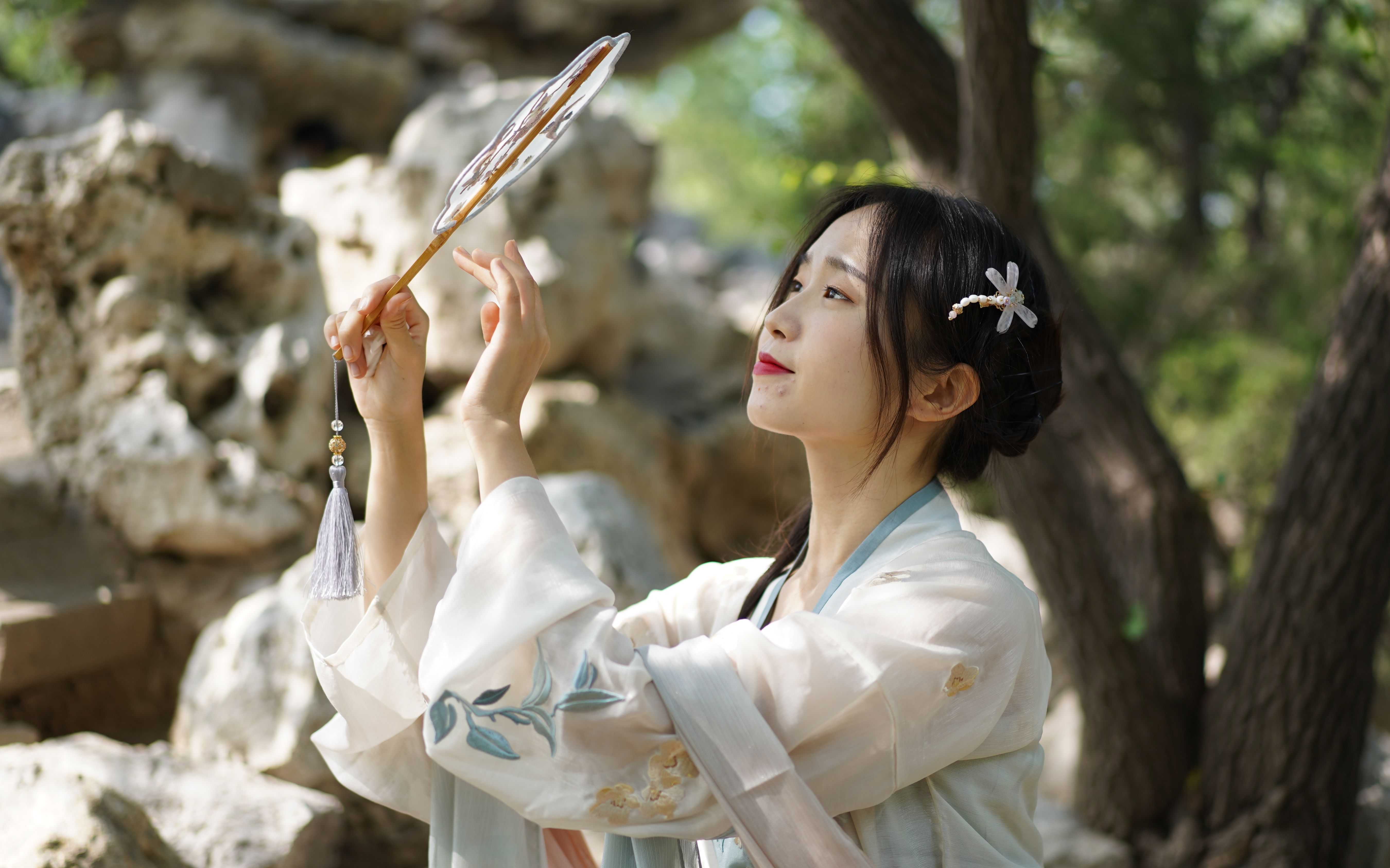 【moe酱】72立夏穿着新汉服逛园子啦72花朝月夕72汉服娘日常