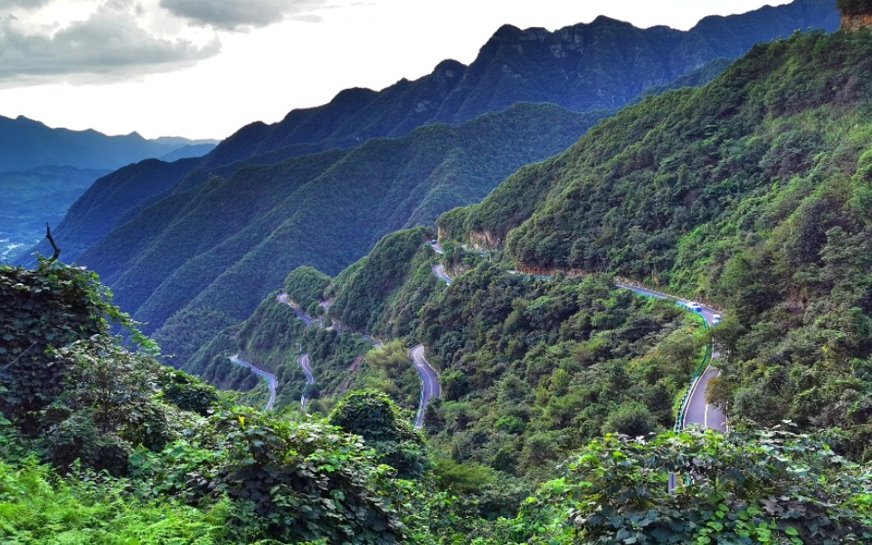 皖南318川藏线桃岭72拐