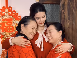 总有人在笨拙的爱你，想把最好的一切都给你