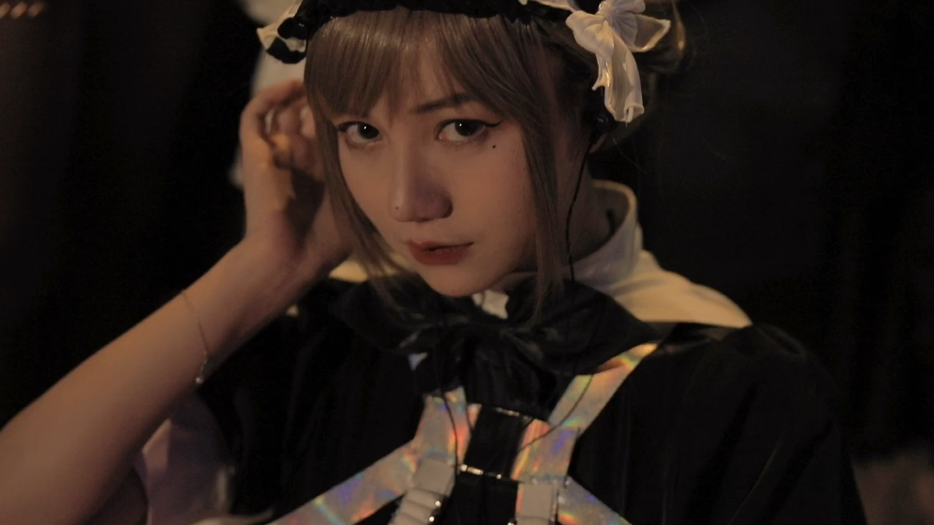 洛丽塔大哥x战斗女仆我的手可不是端