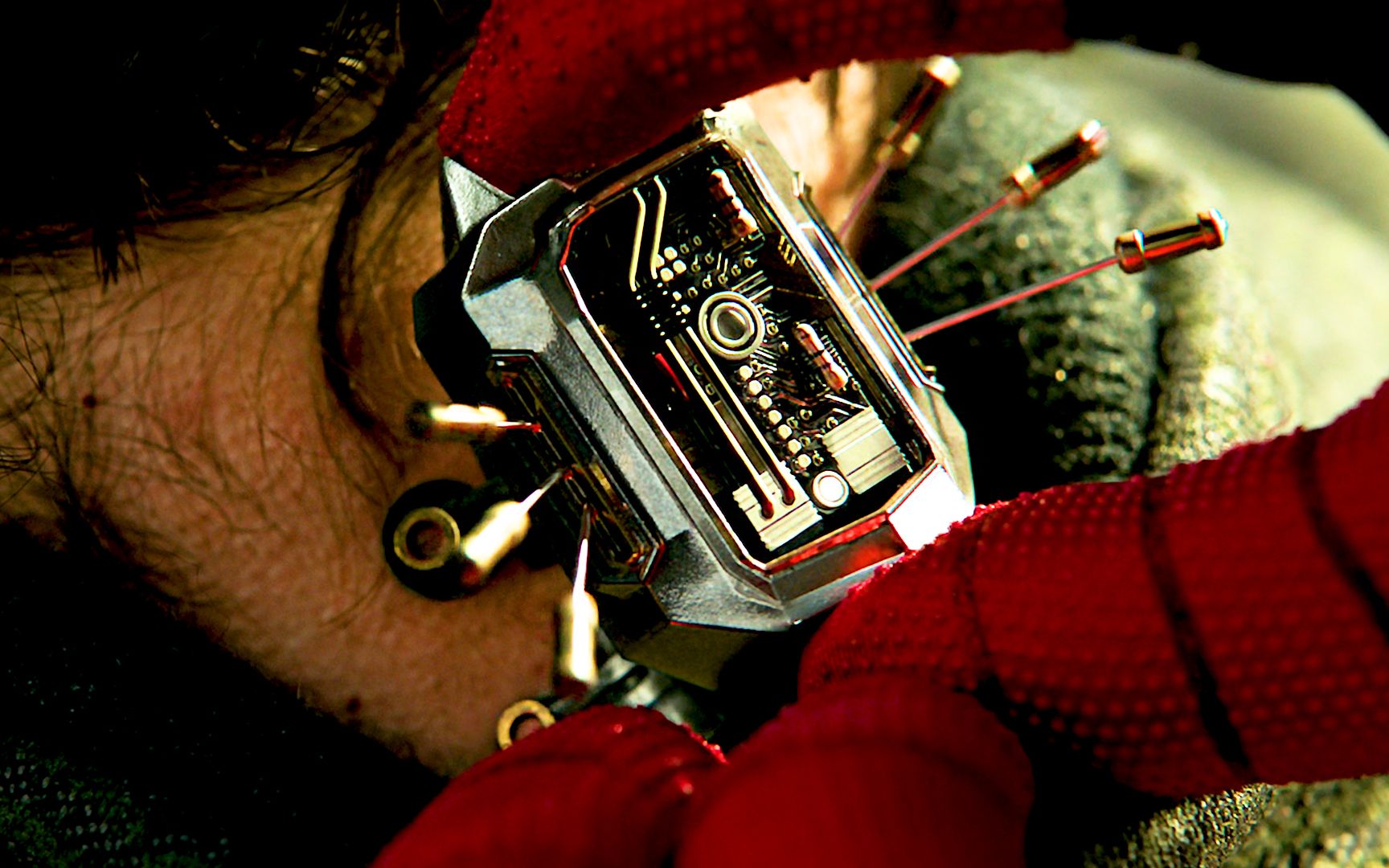 章鱼博士并不坏,只是抑制芯片损坏,被触手控制了!