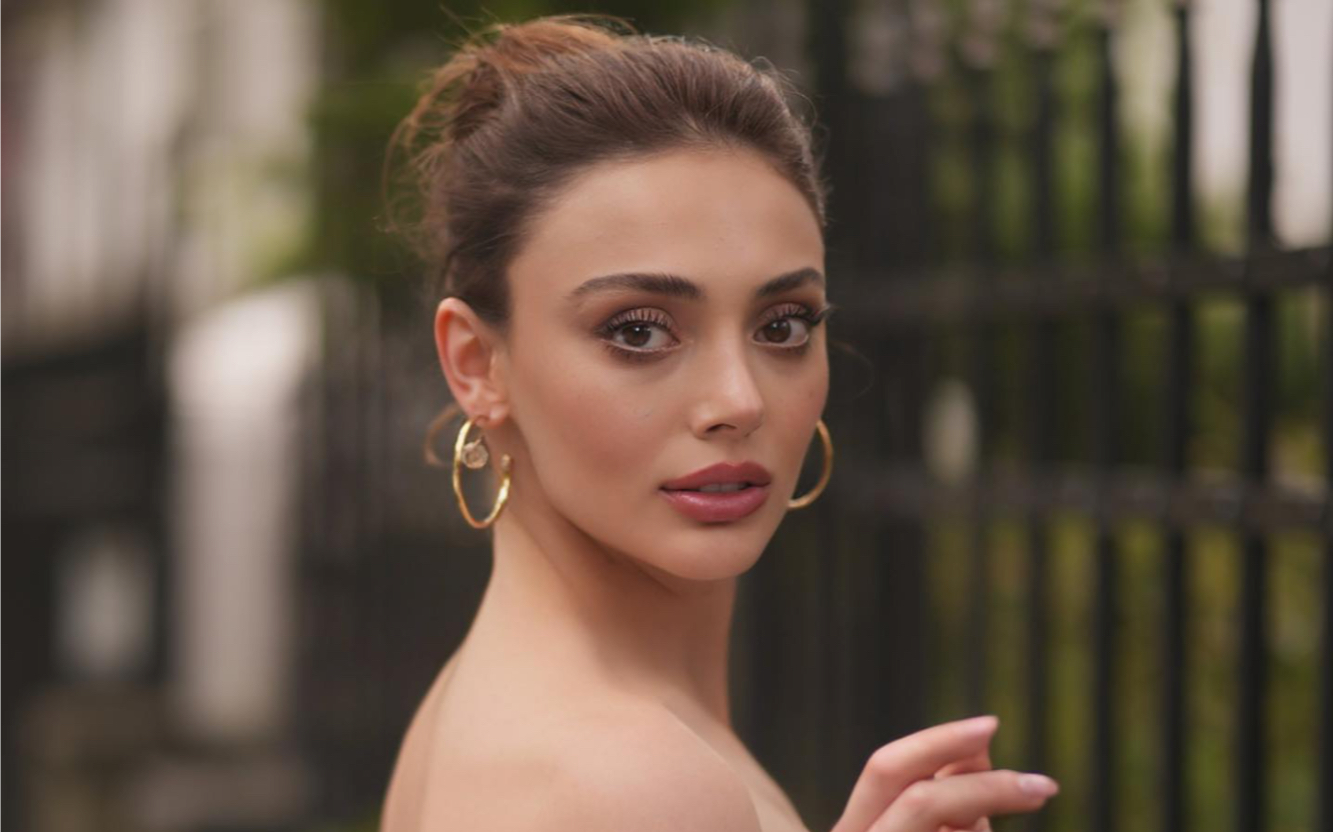 土剧【名校风暴/听我说】女主rabiasoyturk活动guess