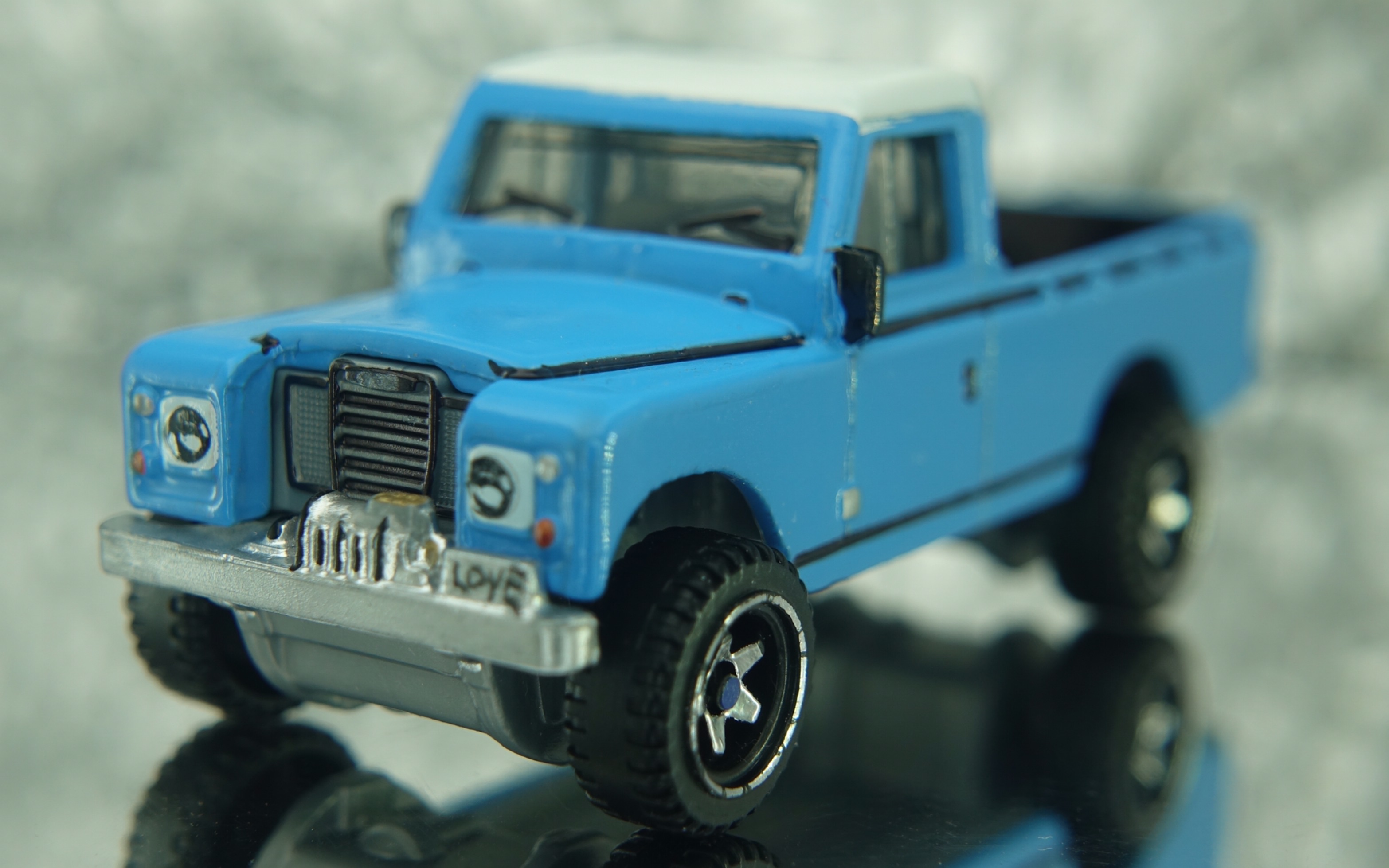 风火轮路虎seriesiii皮卡细化上色